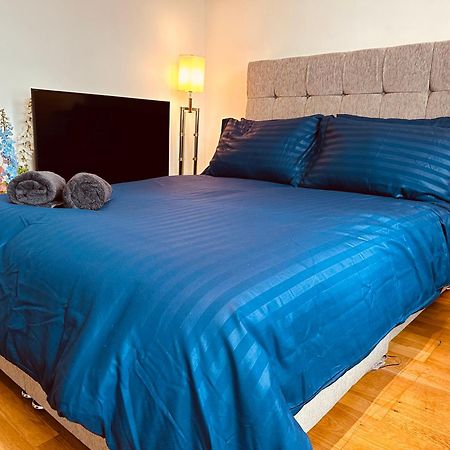 Stunning One Bedroom Studio Flat Londres Extérieur photo